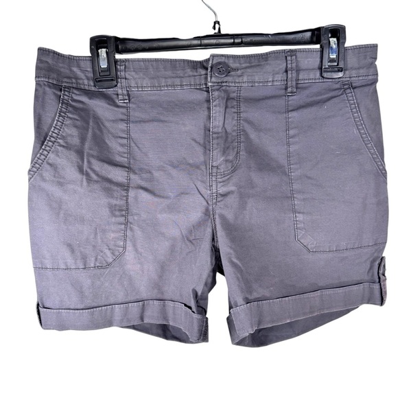 Social Standard By Sanctuary Shorts Womens Size S Gray Cuffed Button Waist - Picture 1 of 3